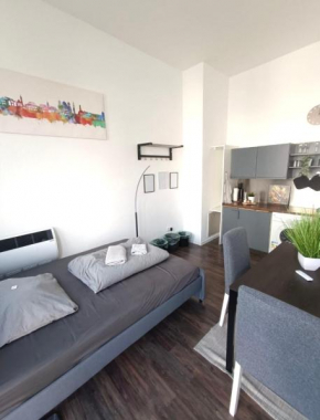 Stylish Apartment with WIFI, Near University& Augsburg Messe
